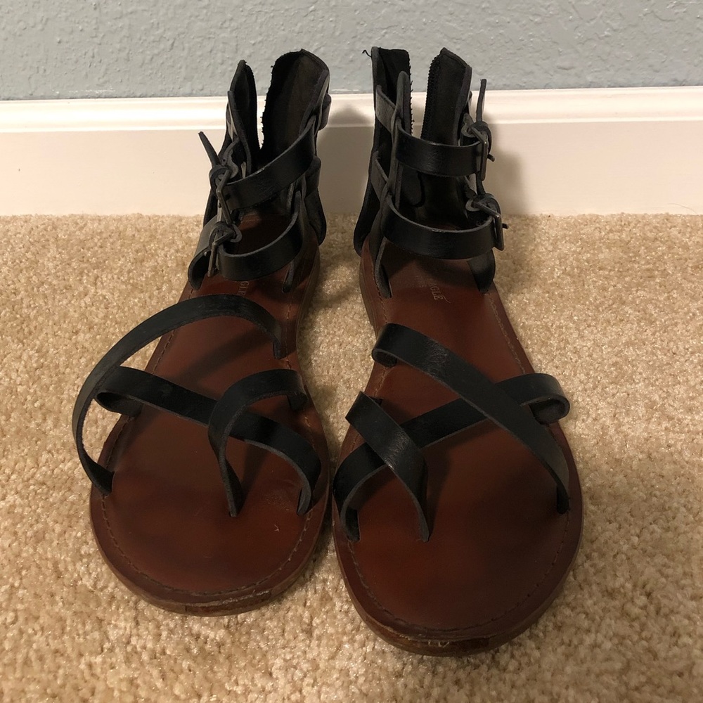 American Eagle Black Strappy Sandals